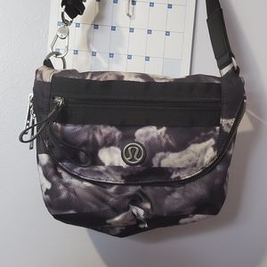 Lululemon Festival Bag